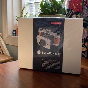 Lomography Belair X 6-12 Medium Format Camera